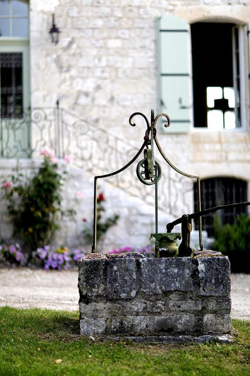 Bed and Breakfast Domaine De Lamassas Hautefage-la-Tour Exteriér fotografie