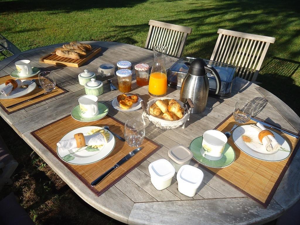 Bed and Breakfast Domaine De Lamassas Hautefage-la-Tour Exteriér fotografie